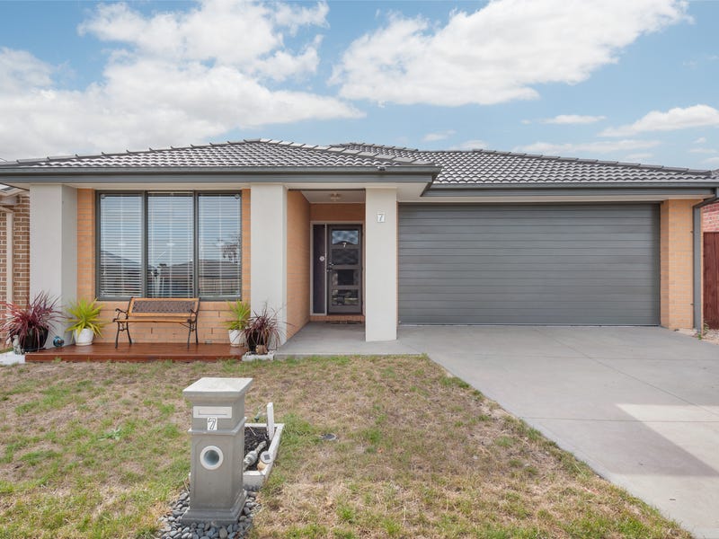 7 Teatree Street, Diggers Rest, VIC 3427