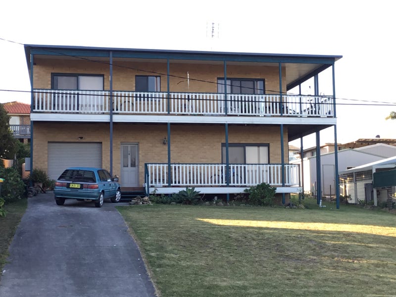 16 Evans Road, Tuross Head, NSW 2537