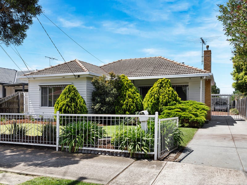 10 Ford Avenue, Sunshine North, VIC 3020 - realestate.com.au