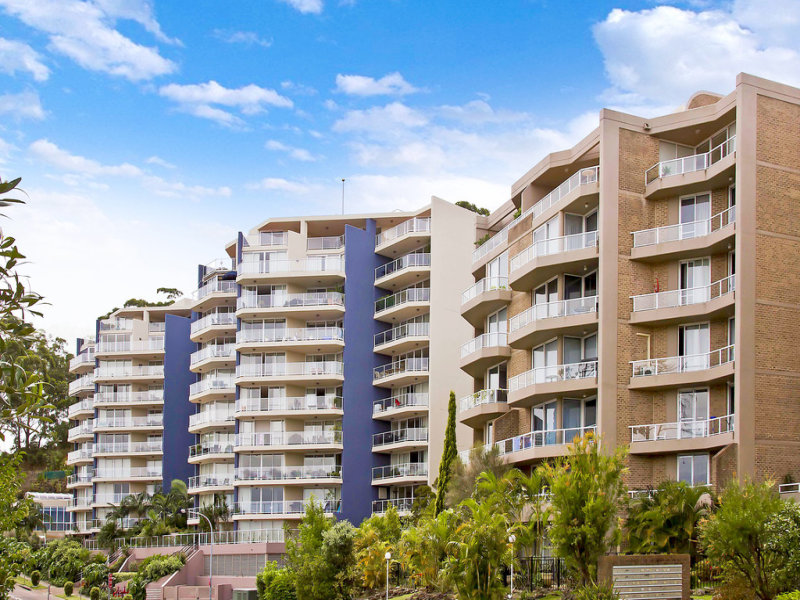 806/9799 John Whiteway Drive, Gosford, NSW 2250 Property Details