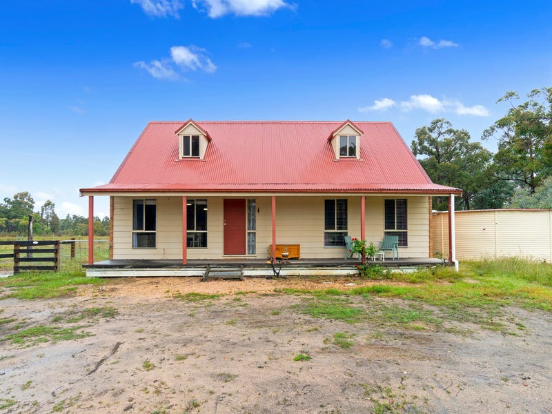 28 Elma Road, Glenmaggie, VIC 3858