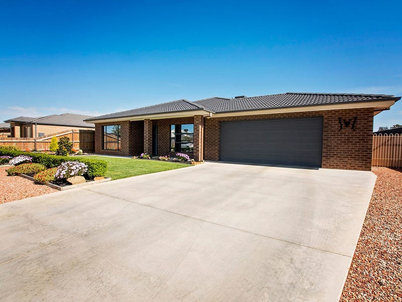11 Lakeview Drive, Moama, NSW 2731