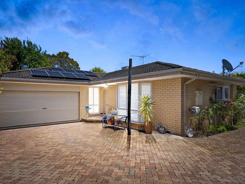 2/20 Arundel Street, Croydon, VIC 3136