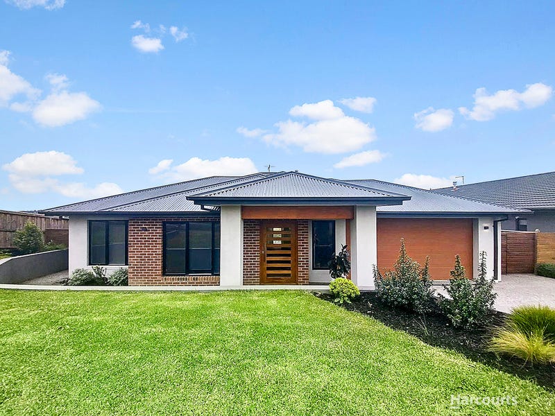 76 Skyline Drive, Officer, Vic 3809 Property Details