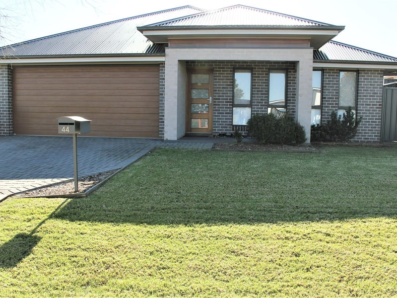 44 Ridgeview Drive, Cliftleigh, NSW 2321 - Property Details