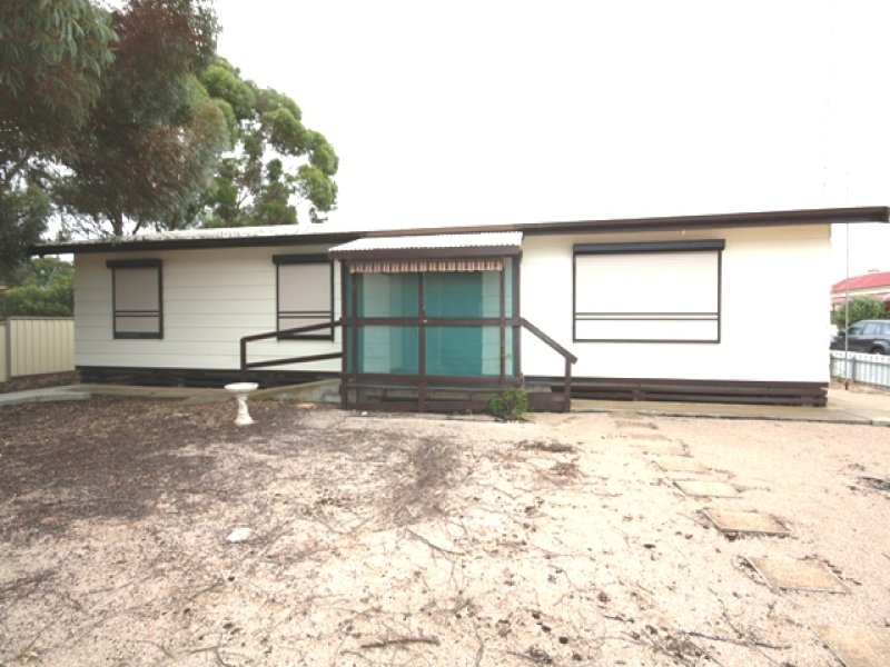 19 Bagot St, Wallaroo, SA 5556 Property Details