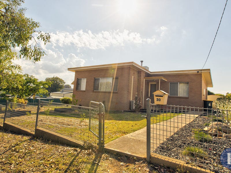 30 Stair Street, Harden, NSW 2587 Property Details