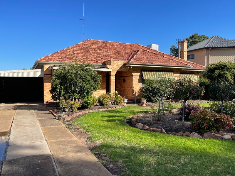 100 Craig Avenue, Warracknabeal, Vic 3393 Property Details