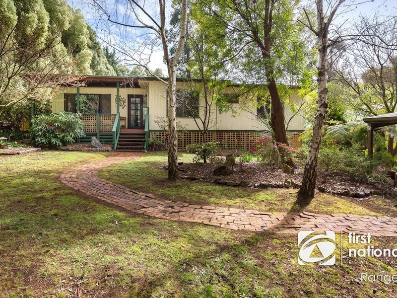 4 Station Road, Cockatoo, Vic 3781 - Property Details