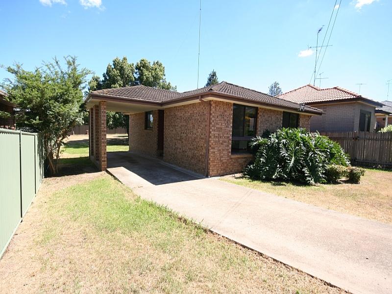 1 Dingle Street, Riverstone, NSW 2765 Property Details