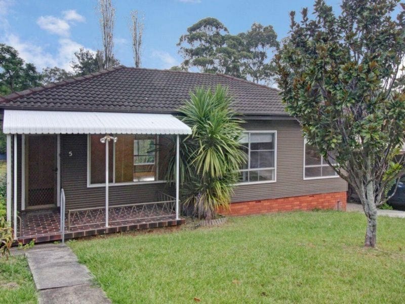 5 St Johns Avenue, Mangerton, NSW 2500