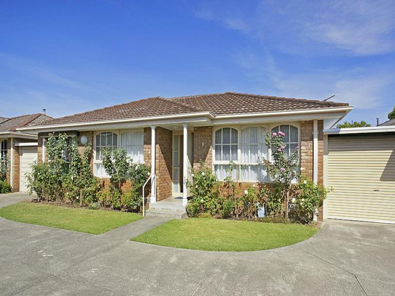 6/11 Coorigil Road, Carnegie, Vic 3163 Property Details