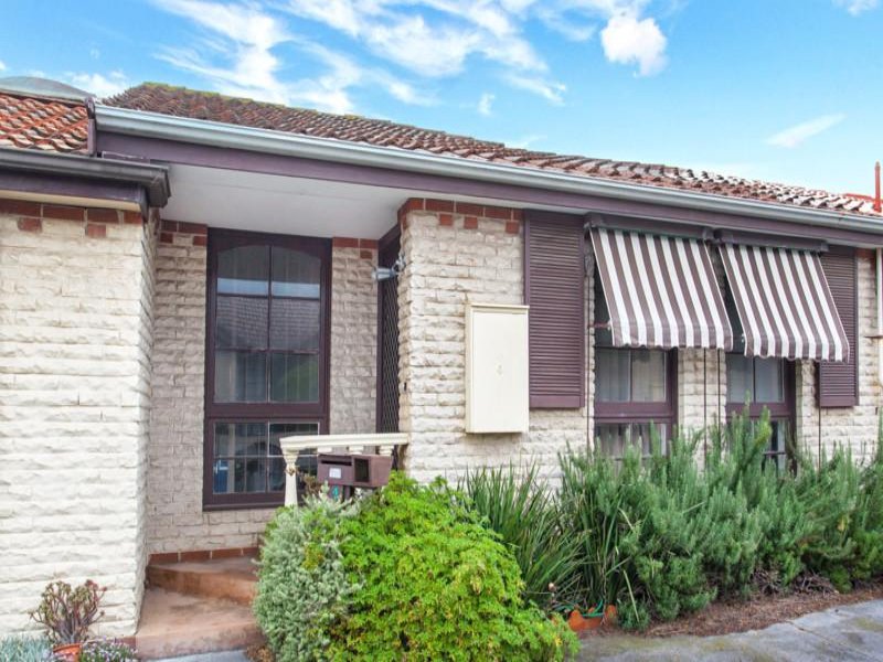 4/160 Beach Road, Parkdale, Vic 3195 Property Details