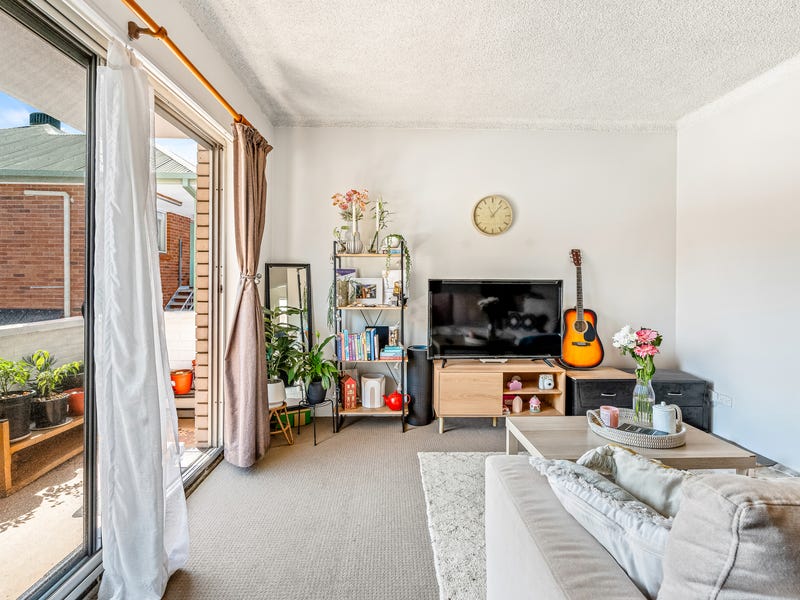 8/13 Clarke Street Narrabeen NSW 2101 Property Details