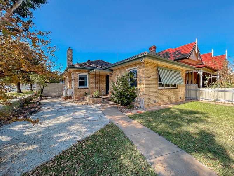 107 Victoria Street, Kerang, Vic 3579 House for Sale
