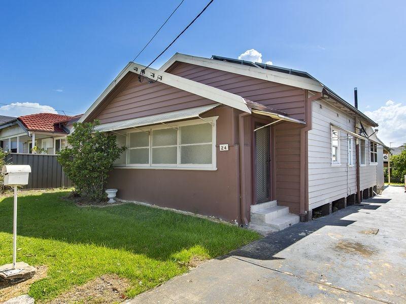 24 Excelsior Street, Merrylands, NSW 2160