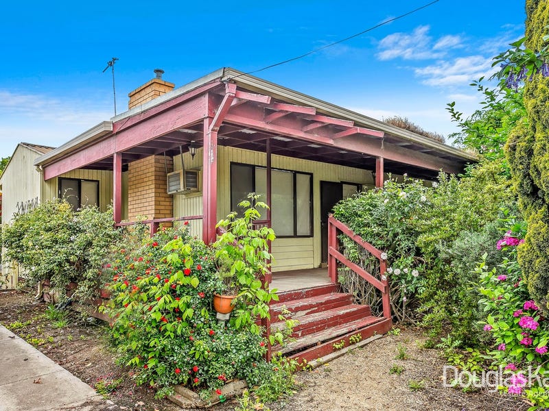 10 Dulcie Street, Sunshine, VIC 3020