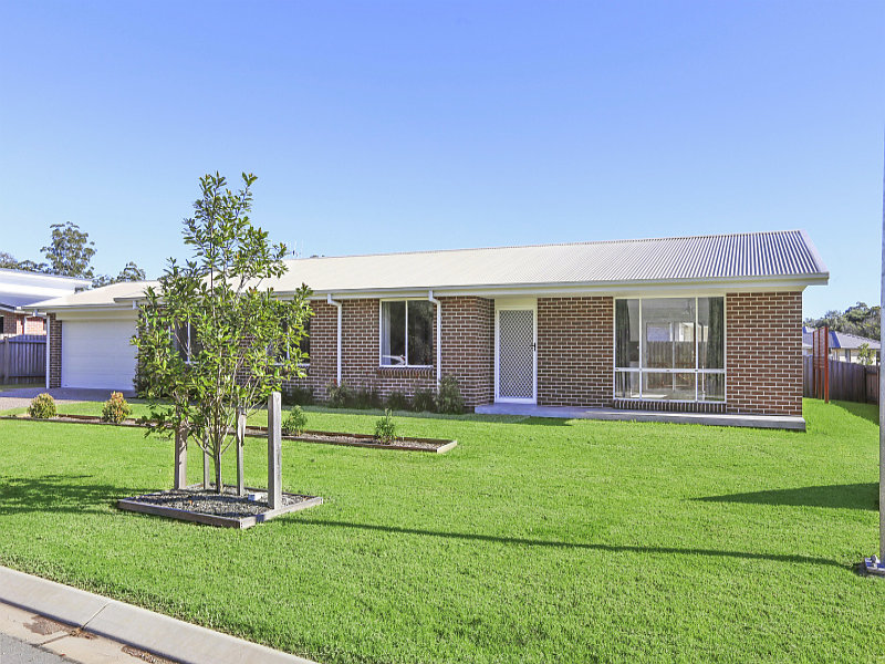 22 Glenview Drive, Wauchope, NSW 2446 Property Details