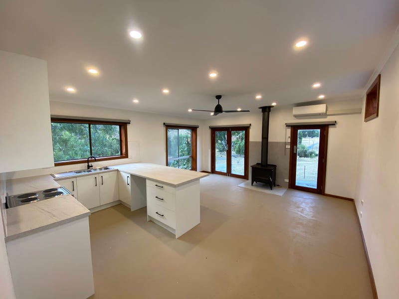 512 Lower Hermitage Road, Lower Hermitage, SA 5131