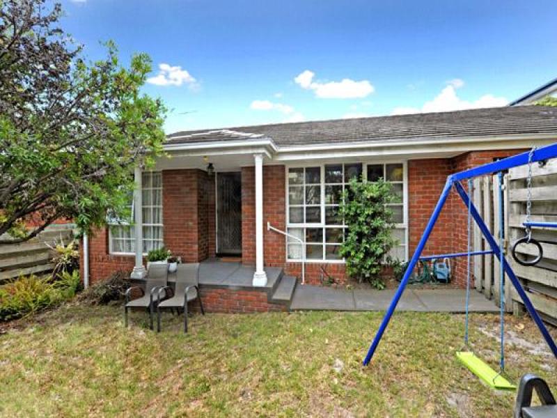 2/52 The Corso, Parkdale, Vic 3195 Property Details