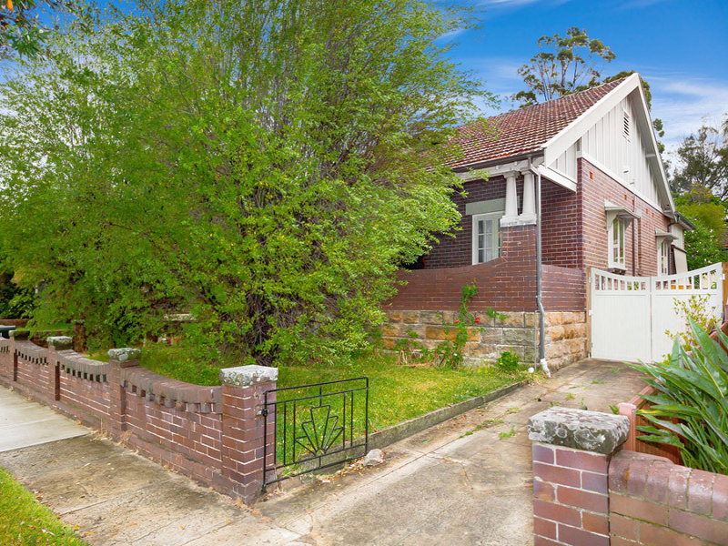 8 Leigh Avenue, Concord, NSW 2137