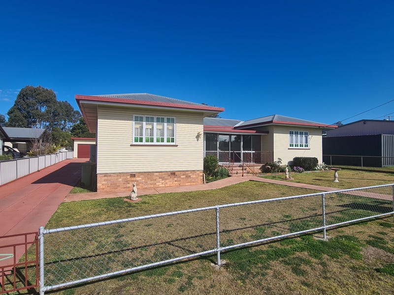 19 Grace Street, Crows Nest, Qld 4355 House for Sale