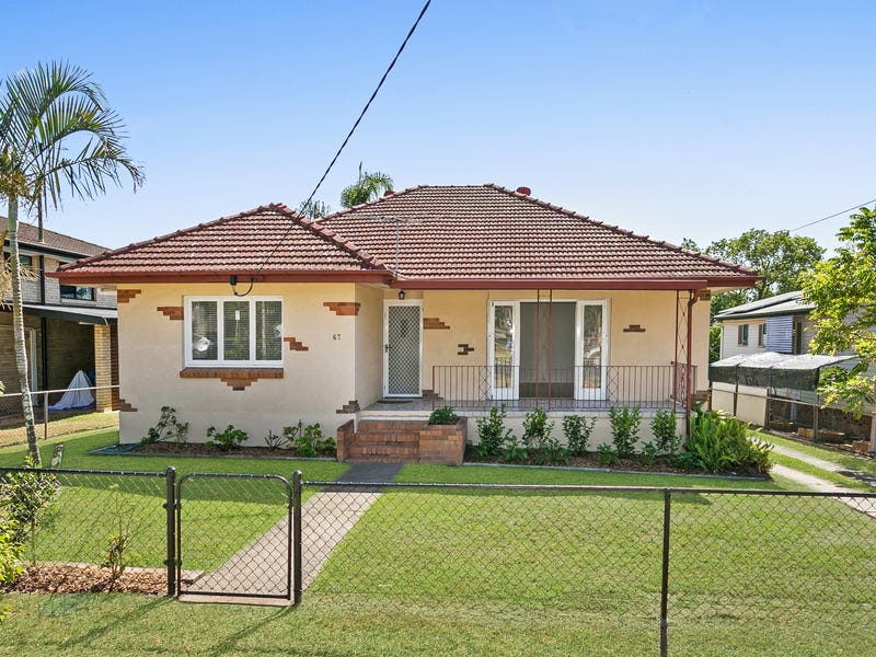 67 Lincoln Street Oxley QLD 4075 realestate .au