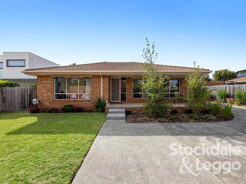 2/135 Boneo Road, Rosebud, Vic 3939 Property Details