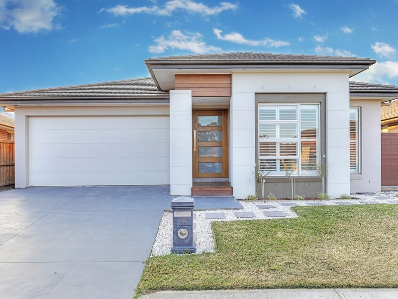 14 Greystanes Way, Carnes Hill, NSW 2171
