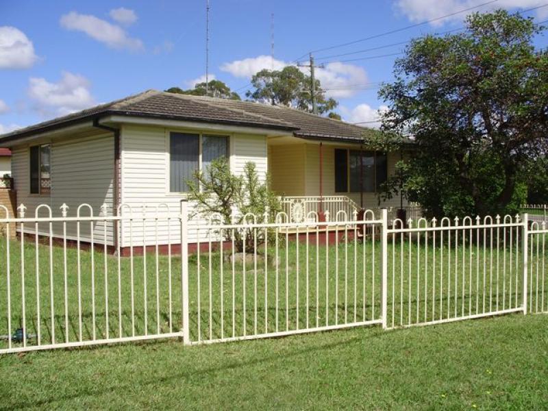 8 Walman Ave, Lurnea, NSW 2170 Property Details