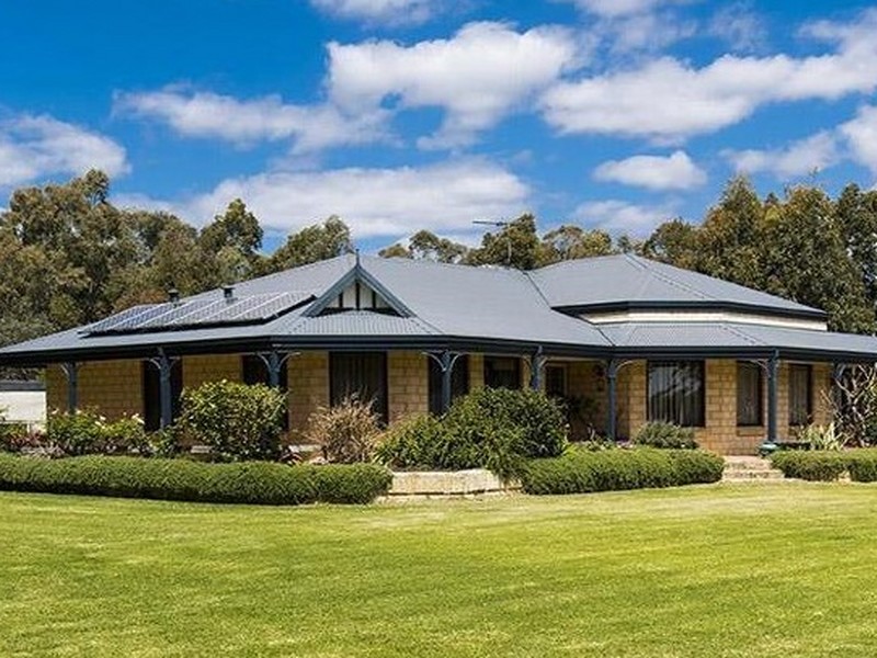 16 Thatcher Road, Byford, WA 6122