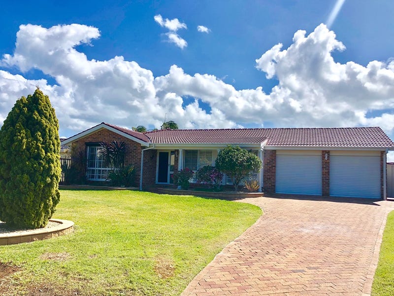 9 Kiah Close, Fingal Bay, NSW 2315