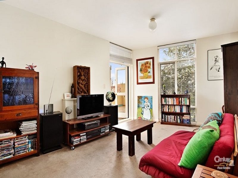 10/17 THE AVENUE, Prahran, Vic 3181 Property Details