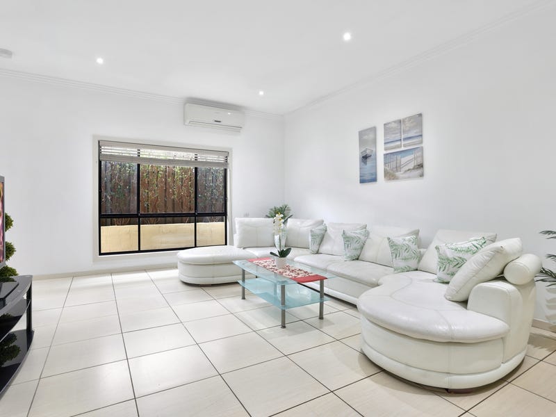 Houses for Sale in Oxley Park, NSW 2760