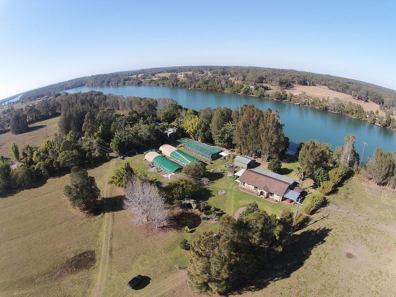 24 Cowans Lane, Oxley Island, NSW 2430
