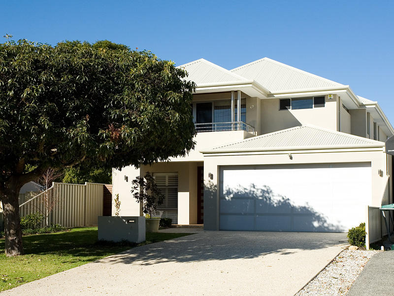 4 Lamond Street, Melville, WA 6156 Property Details