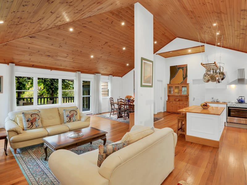 9 Beaufort Avenue, Mount Victoria, NSW 2786