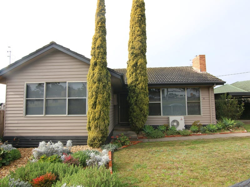 31 Creek Road, Bairnsdale, VIC 3875