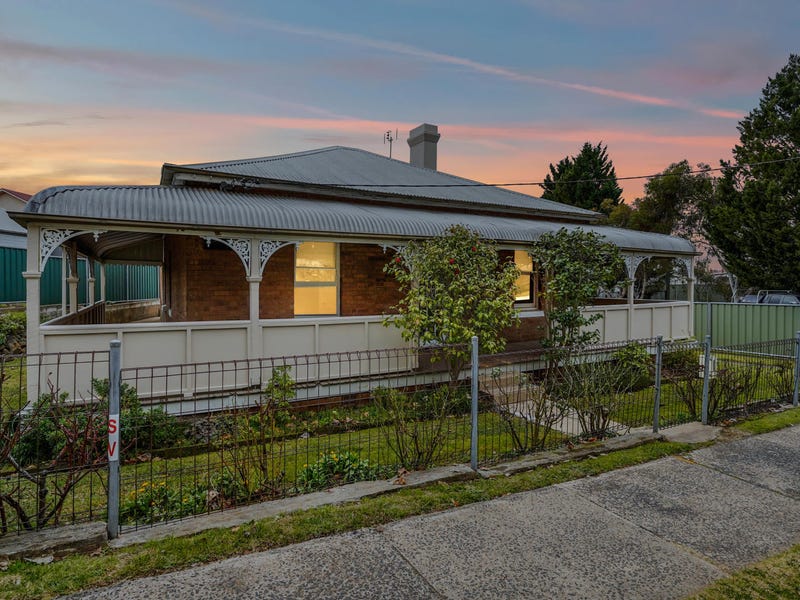 1 Icely Road, Orange, NSW 2800 Property Details