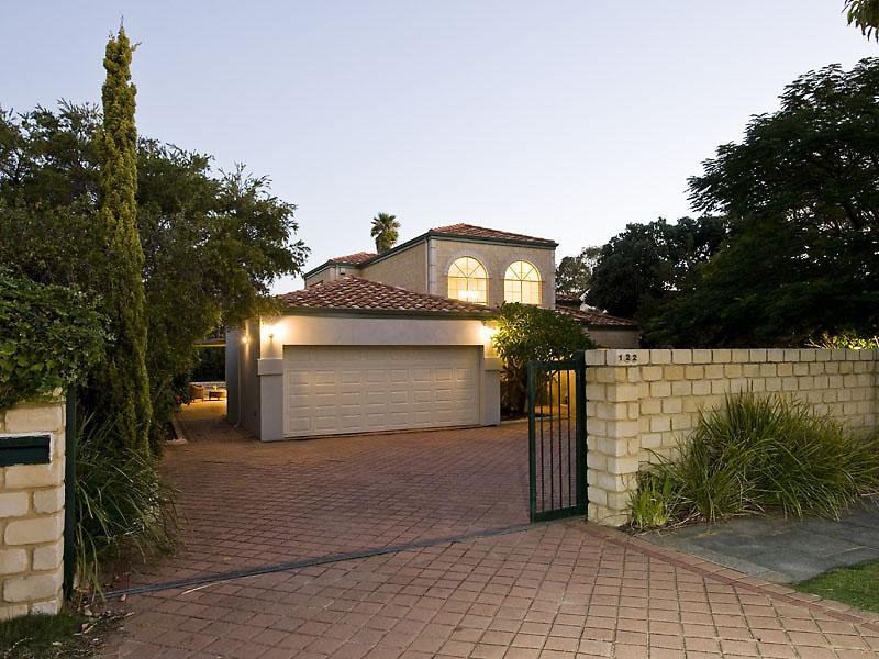 122 Waratah Avenue, Dalkeith, WA 6009 Property Details