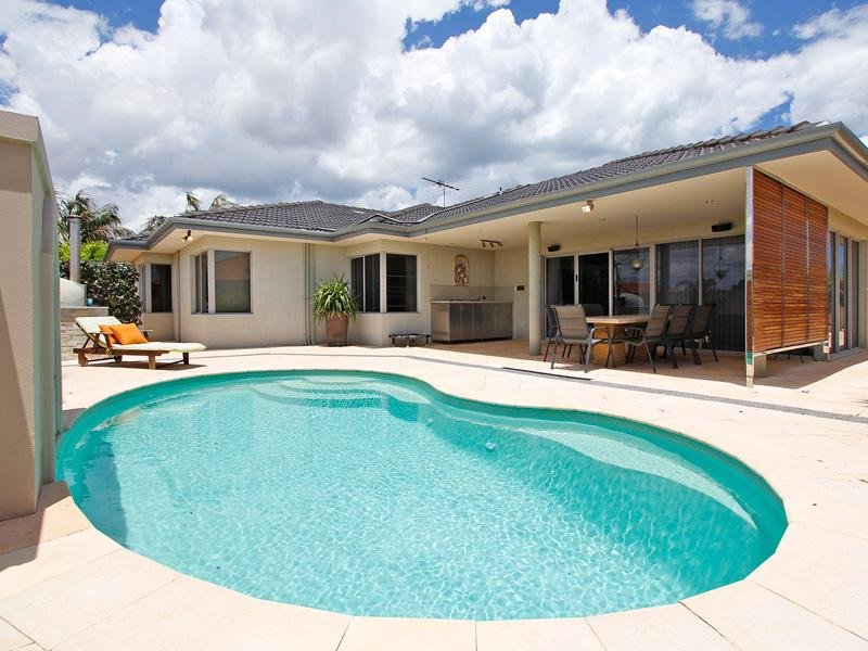 23 Garden Road, Spearwood, WA 6163 Property Details