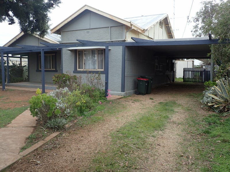 160 Queen St, Peterborough, SA 5422 House for Sale