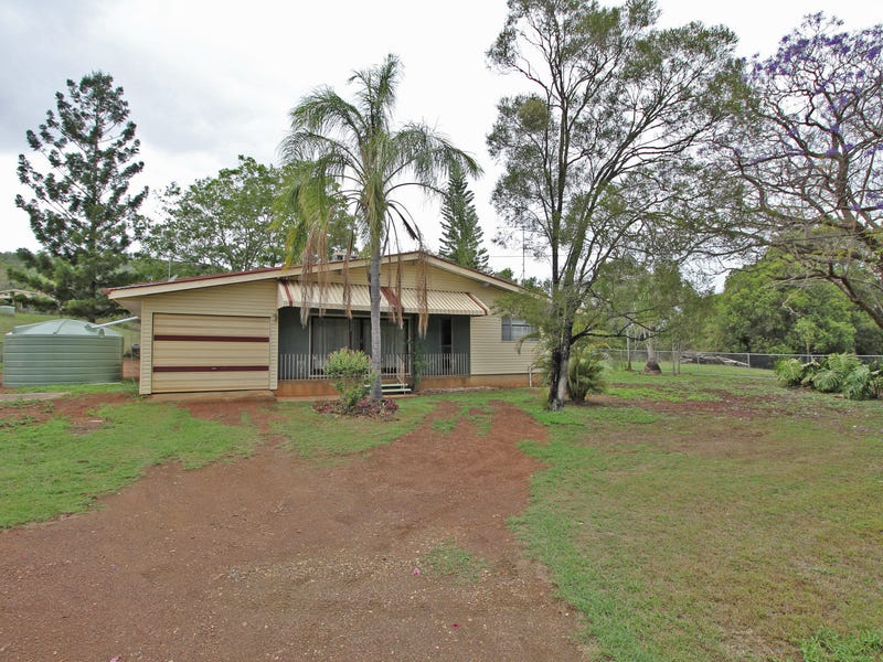 105 Russells Road, Pine Mountain, QLD 4306