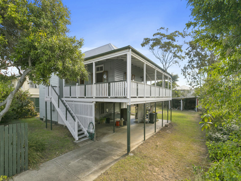 51 Walnut Street, Wynnum, Qld 4178 Property Details