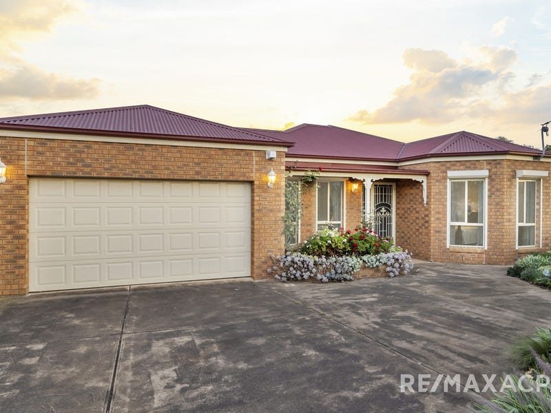 66 Edwards Road, Werribee, Vic 3030 Property Details
