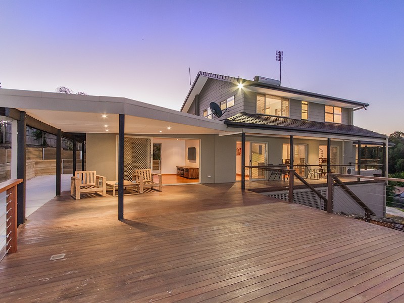 44 Renfrew Drive, Highland Park, QLD 4211