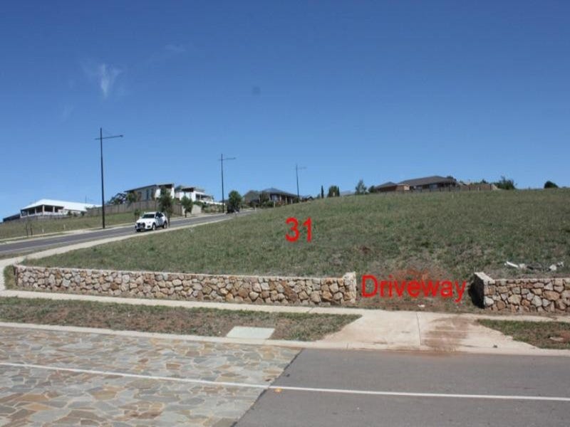 31 Jackson Drive, Drouin, VIC 3818