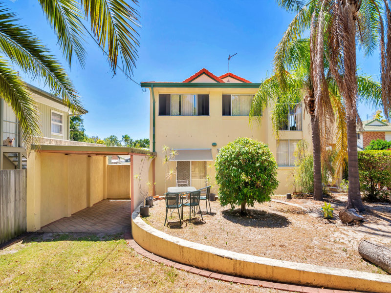 5/30 Government Road, Labrador, QLD 4215