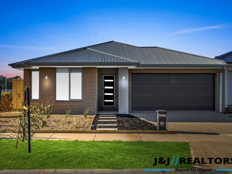 33 Wattle Crescent, Beaconsfield, Vic 3807 House for Sale