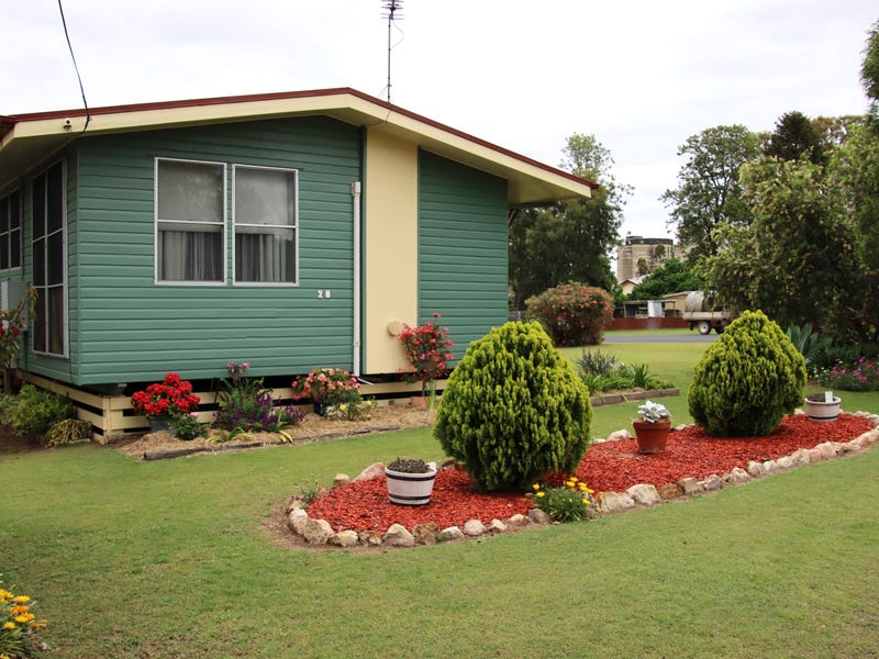 20 Geraghty Street, Cecil Plains, QLD 4407